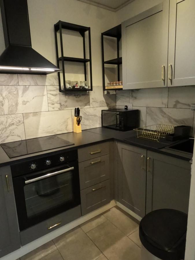 Studio Apartment In Saint Kew Exteriör bild